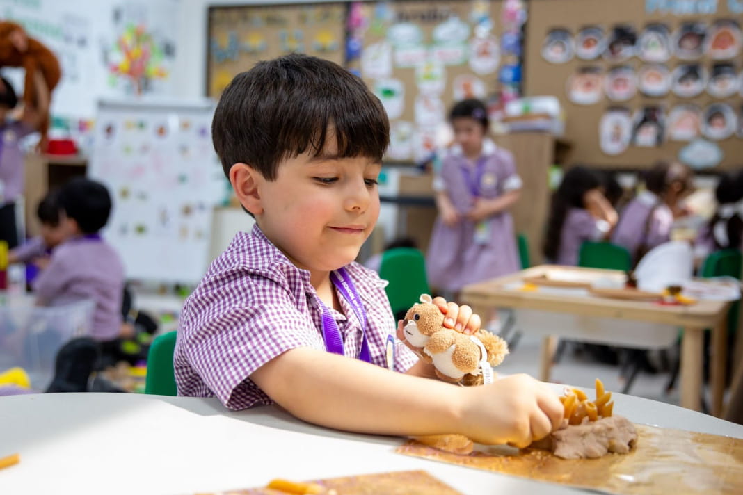 Play-based Learning in Early Years - Play based Learning in Early Years